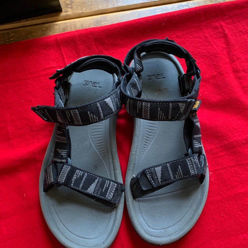 Men’s Black and Gray Teva’s Sandals 7